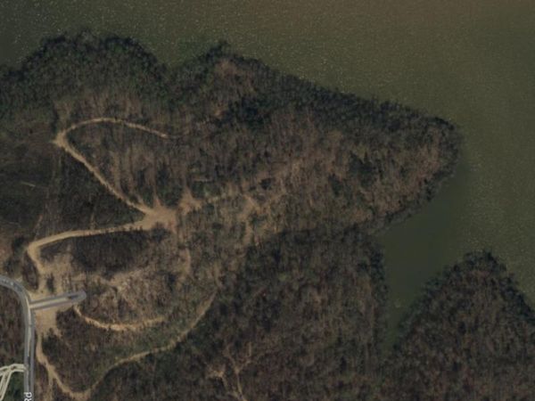 66 Water Ridge Dr, Sparta, TN 38583