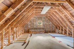 80 Ashley Avenue photo 4