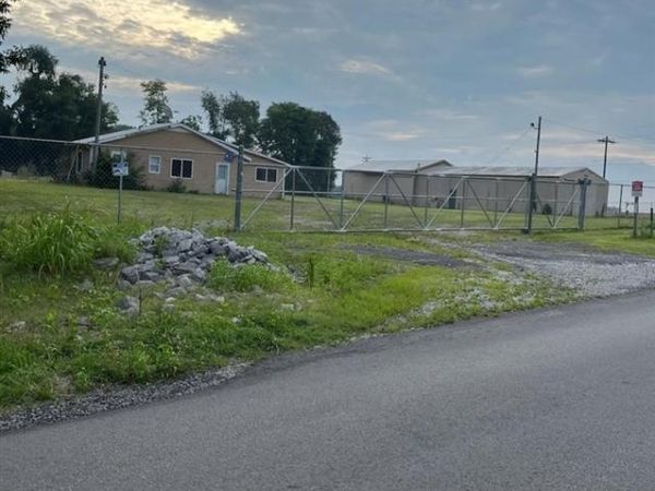 1753 Richpond Road, Bowling Green, KY 42104