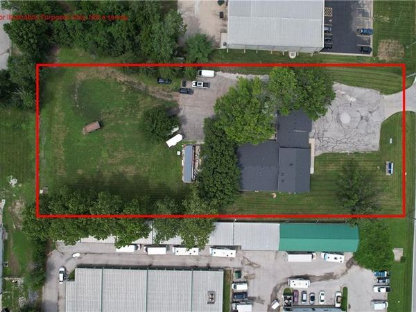 1600 SW Market Street, Lee's Summit, MO 64081