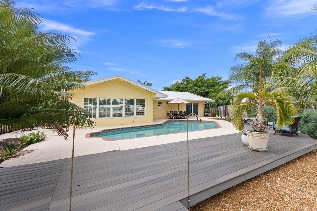 1749 SW Coxswain Place, Palm City, FL 34990 Photo