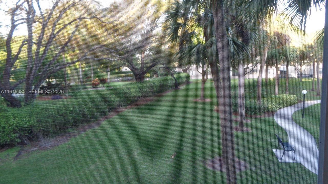 6085 N Sabal Palm Blvd, Unit 204, Tamarac, FL 33319 Photo