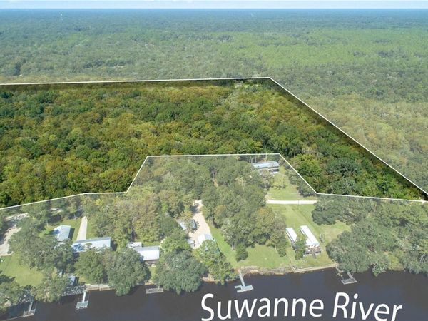 104 NE 304TH AVENUE, OLD TOWN, FL 32680