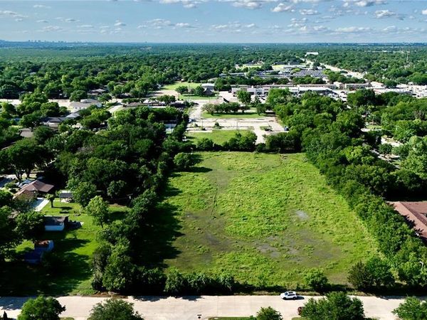 6820 Lake June Road, Dallas, TX 75217