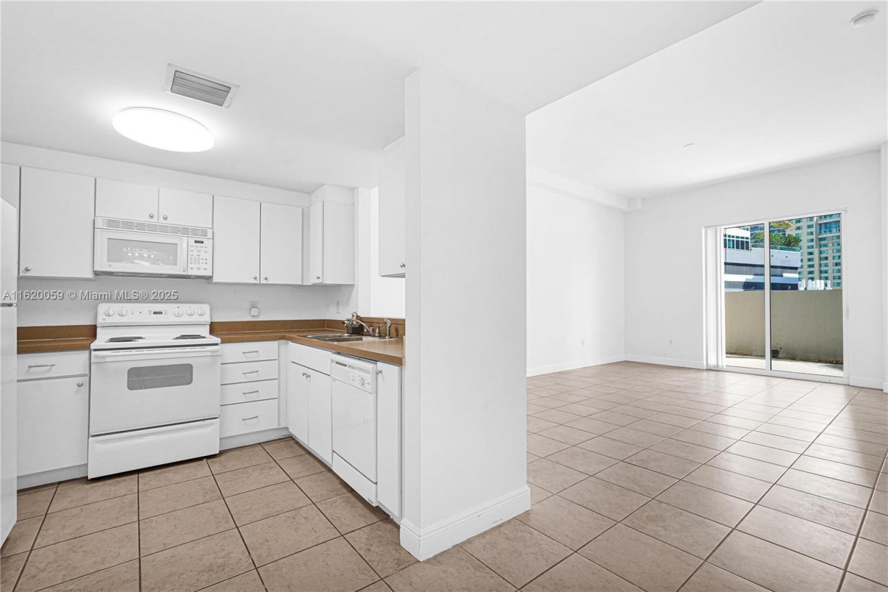 1250 S Miami Ave, Unit 812, Miami, FL 33130 Photo