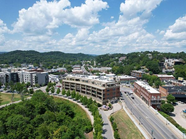 4 Cherokee Boulevard, Chattanooga, TN 37405