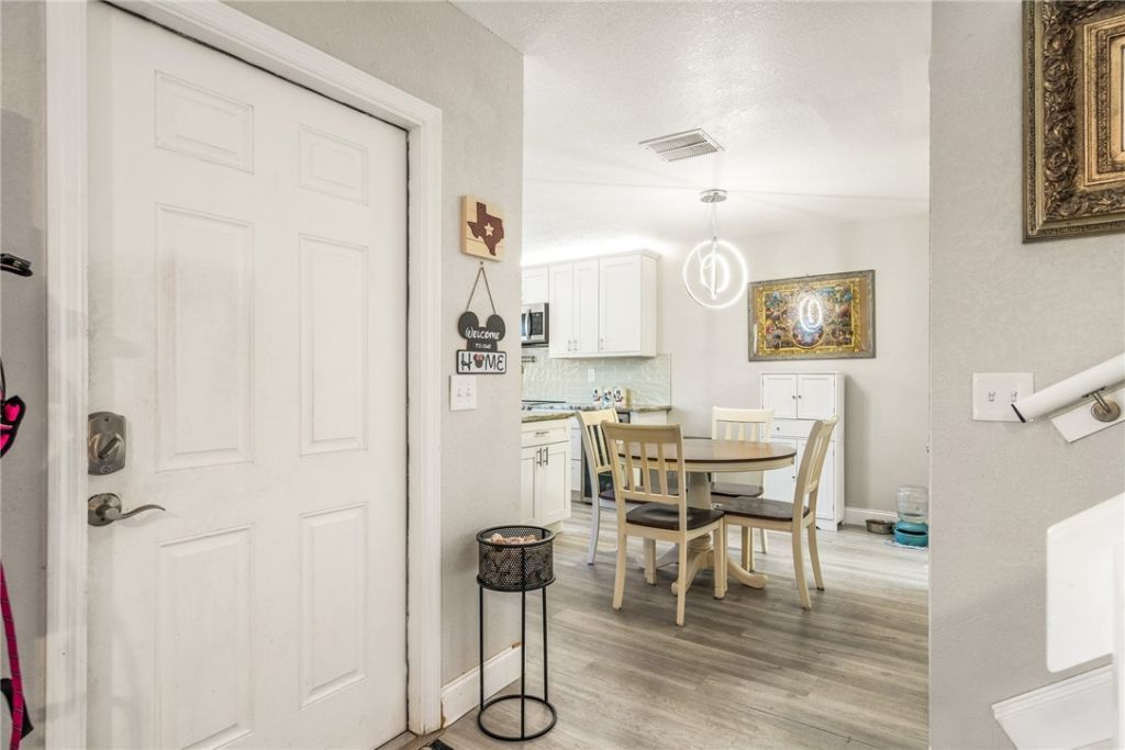 1458 N Lawnwood Circle, Unit 29C, Fort Pierce, FL 34950 Photo