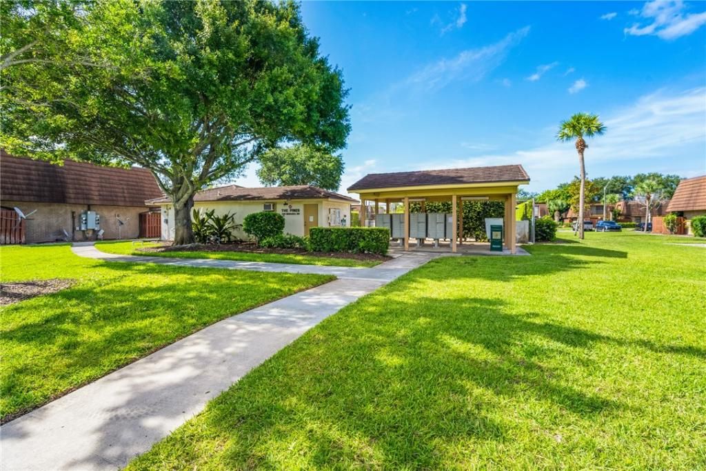 1458 N Lawnwood Circle, Unit 29C, Fort Pierce, FL 34950 Photo