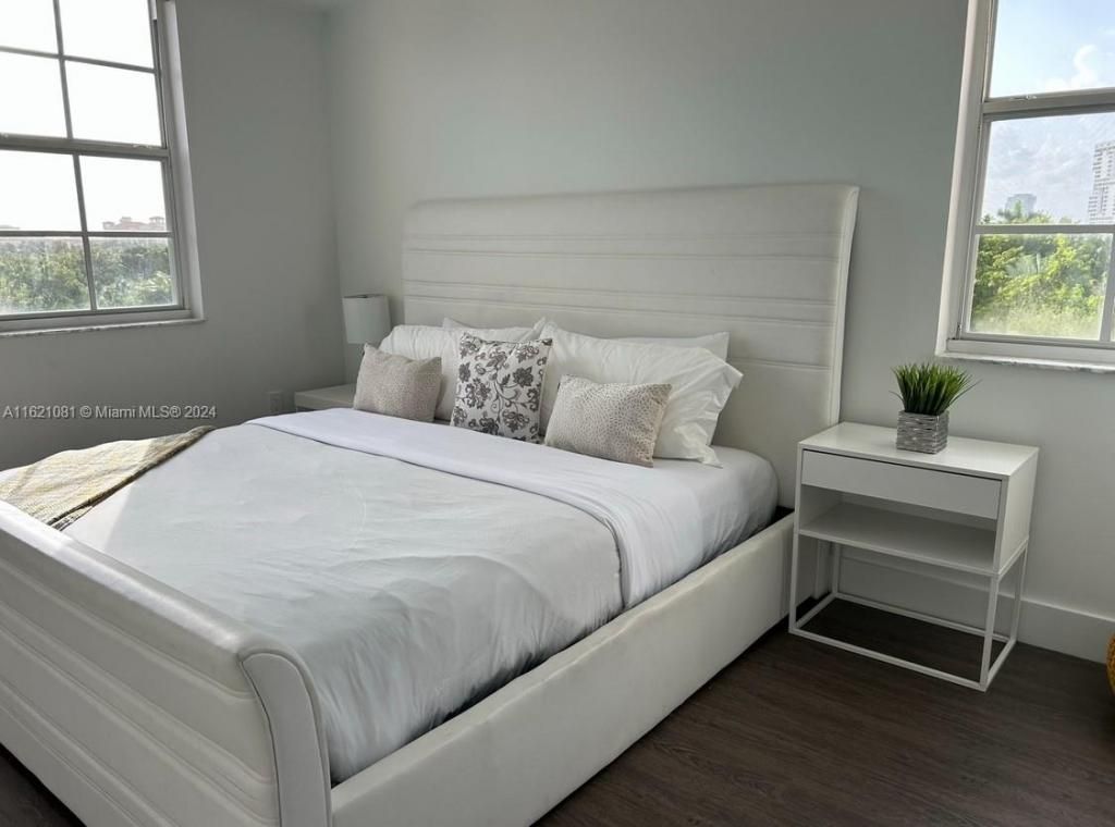 19999 E Country Club Dr, Unit 1601, Aventura, FL 33180 Photo