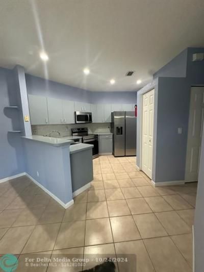 8900 NW 54th Street, Sunrise, FL 33351 Photo