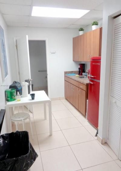 7737 N University Dr, Unit #101, Tamarac, FL 33321 Photo