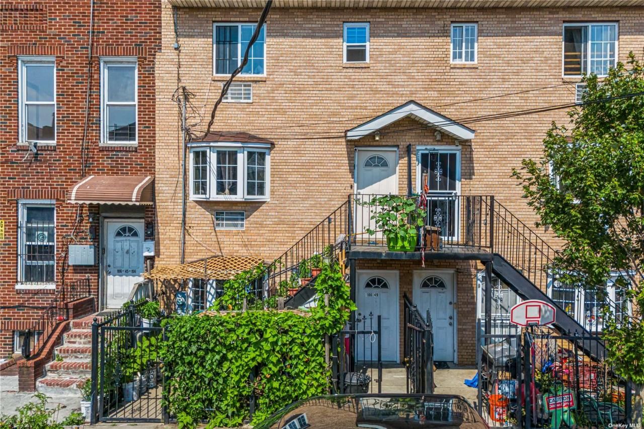 106-49 156th Street, Jamaica, NY 11433 Main Photo