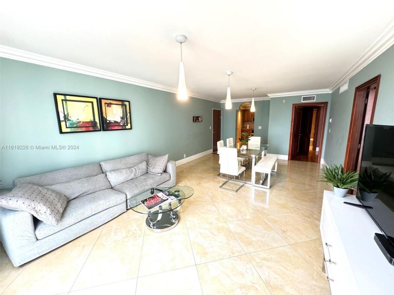 3901 S Ocean Dr, Unit 7O, Hollywood, FL 33019 Photo