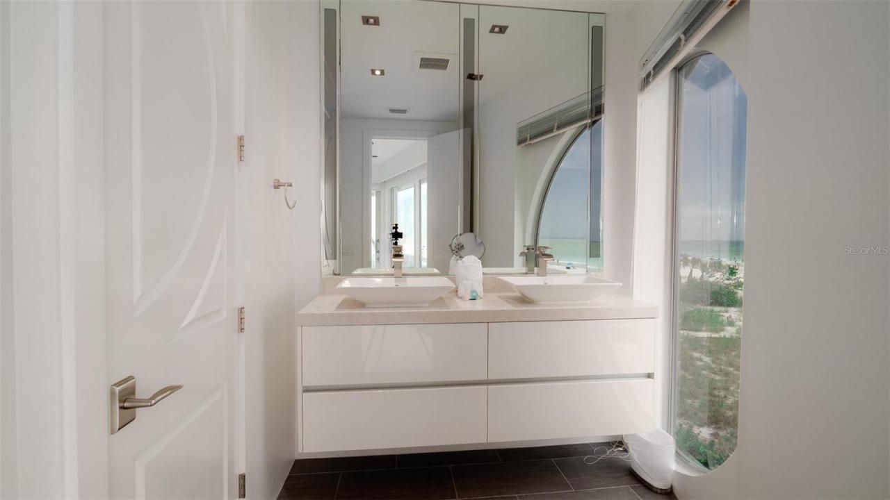 107 Elm Avenue, Anna Maria, FL 34216 Photo