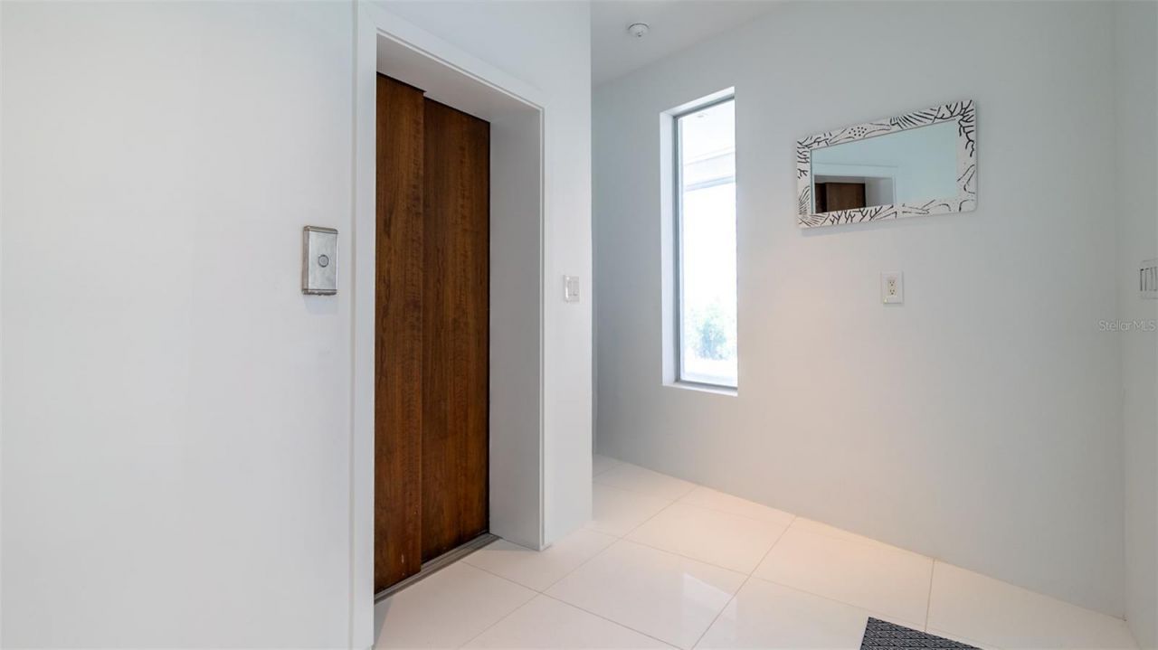 107 Elm Avenue, Anna Maria, FL 34216 Photo