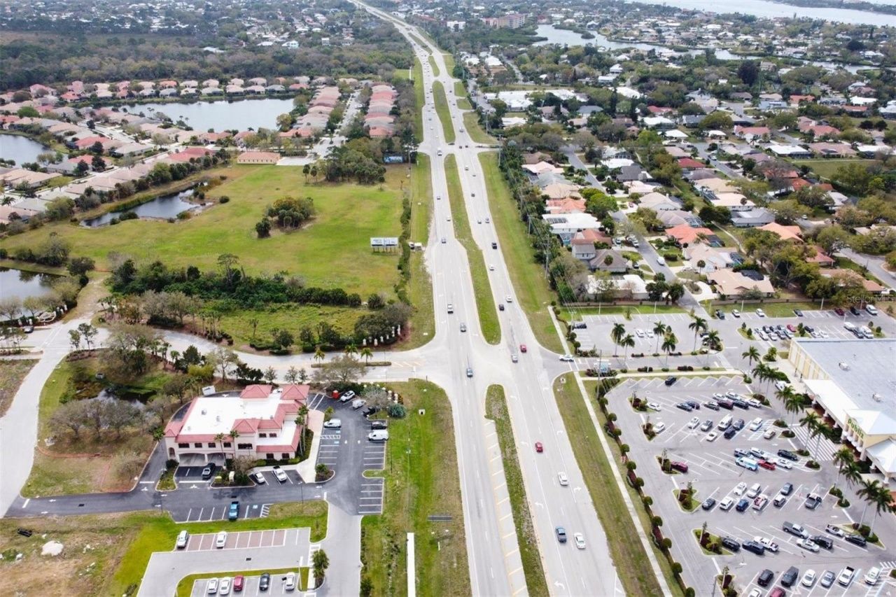 505 Luminary Boulevard, Osprey, FL 34229 Photo