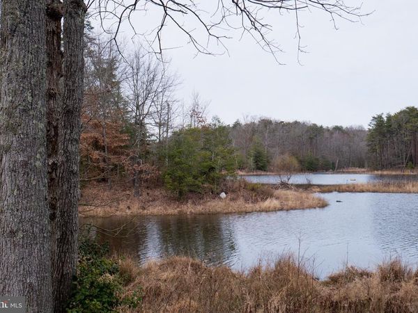 100 GATEWAY, FREDERICKSBURG, VA 22405