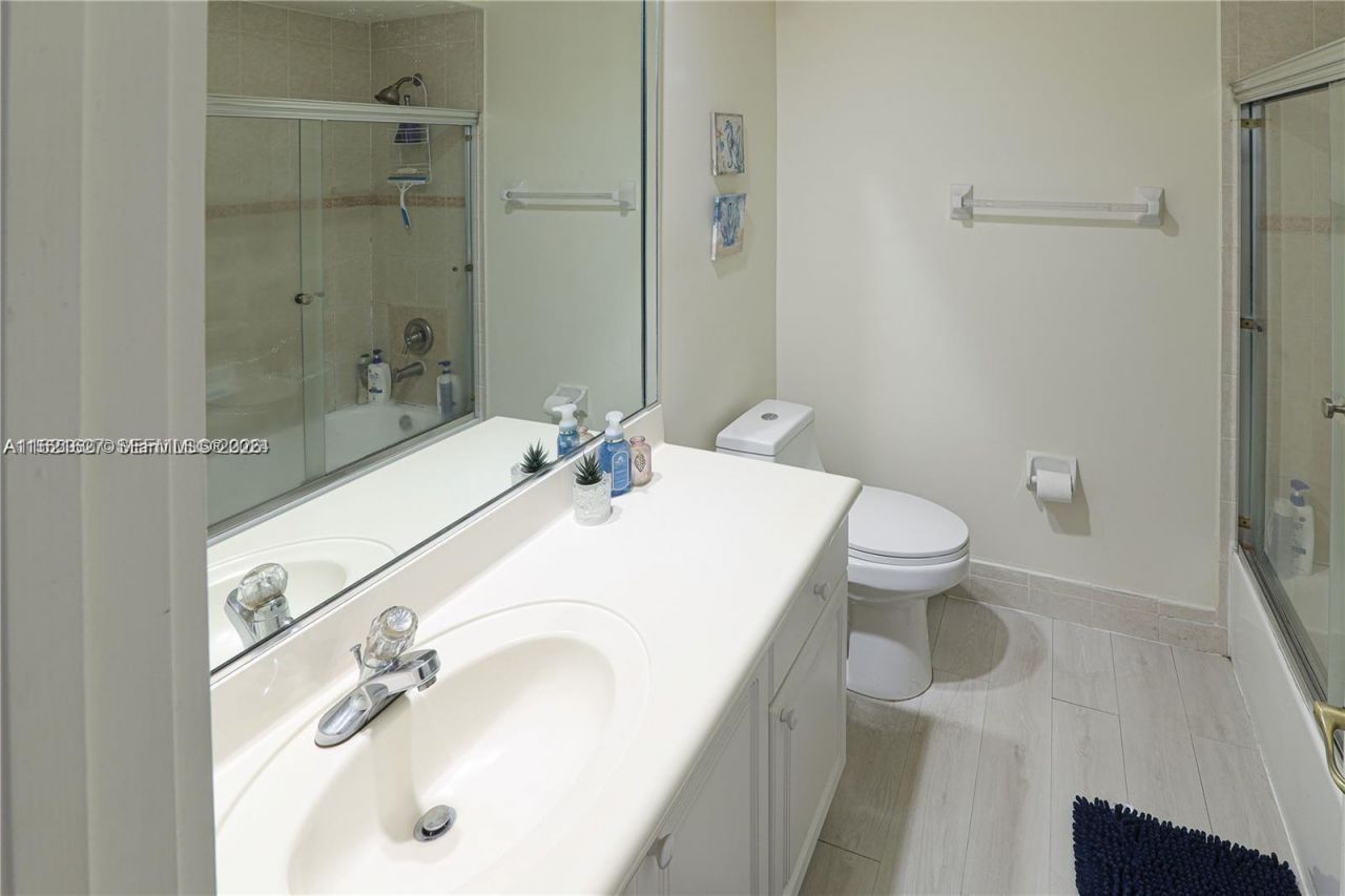 4866 NW 108th Psge, Unit 4866, Doral, FL 33178 Photo