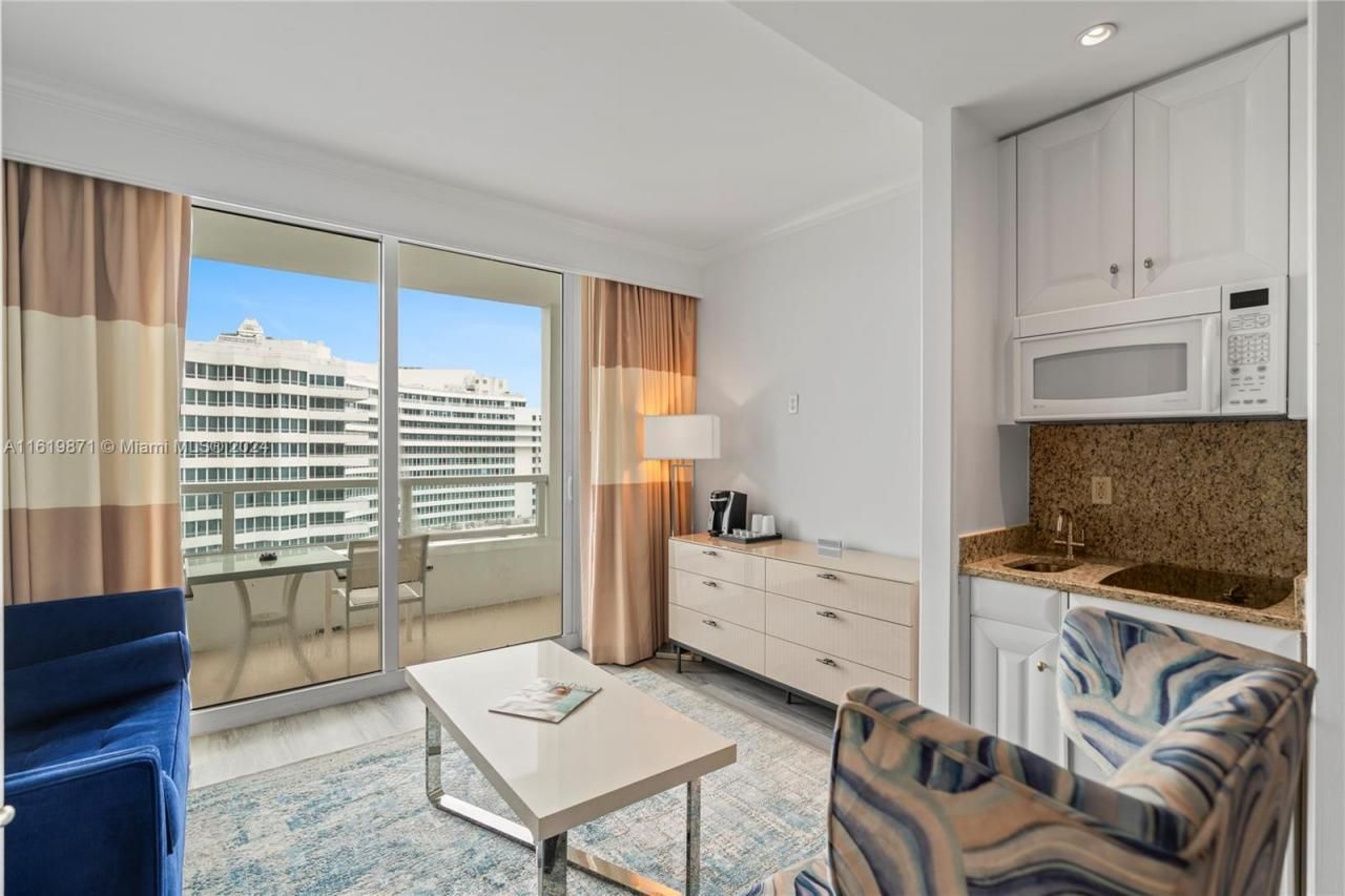 4401 Collins Ave, Unit 1007, Miami Beach, FL 33140 Photo