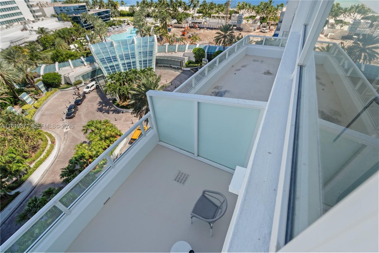 4401 Collins Ave, Unit 1007, Miami Beach, FL 33140 Photo
