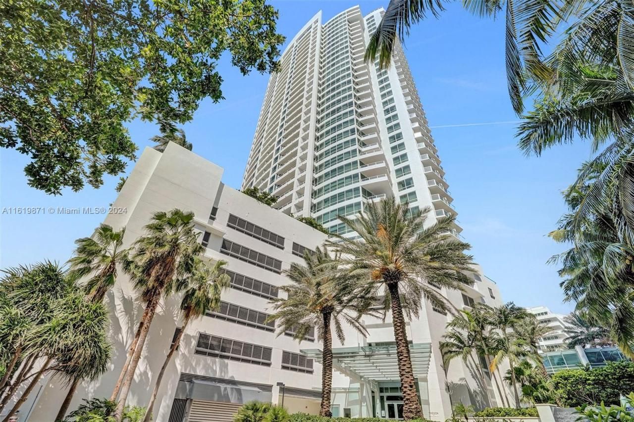 4401 Collins Ave, Unit 1007, Miami Beach, FL 33140 Photo