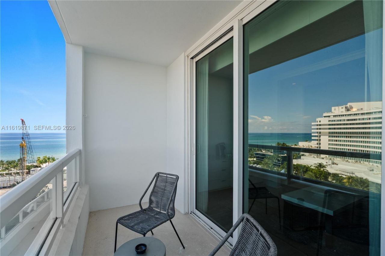 4401 Collins Ave, Unit 1007, Miami Beach, FL 33140 Photo