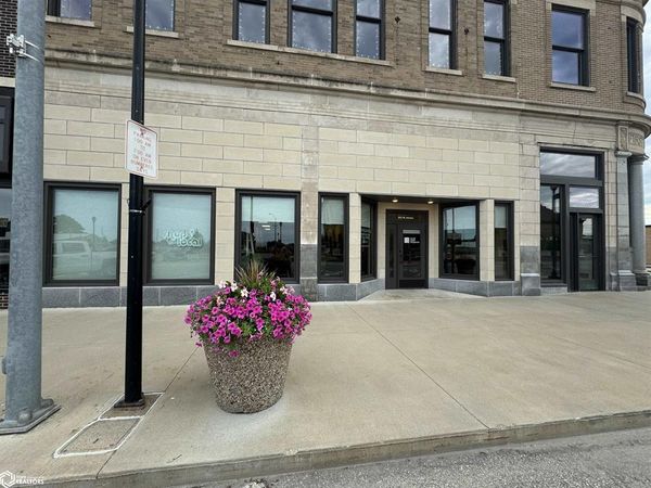 203 W Adams, Creston, IA 50801