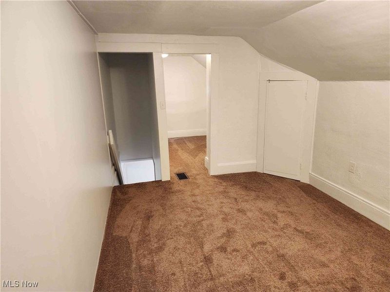 52 E 37th Street, Shadyside, OH 43947 Photo 16