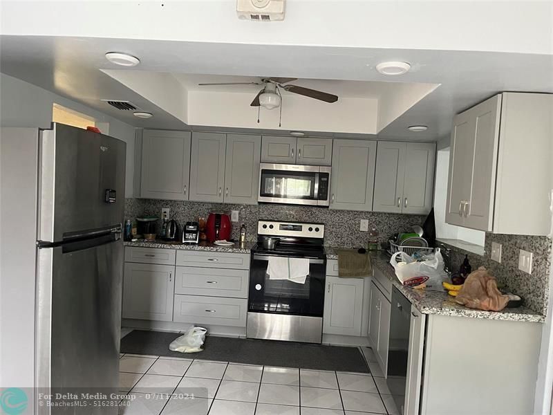 3420 NW 39th Street, Lauderdale Lakes, FL 33309 Photo