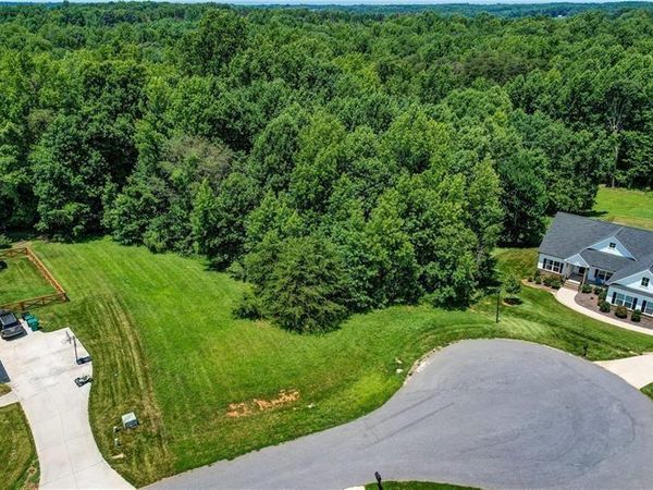 8435 Newgate Trace, Browns Summit, NC 27214