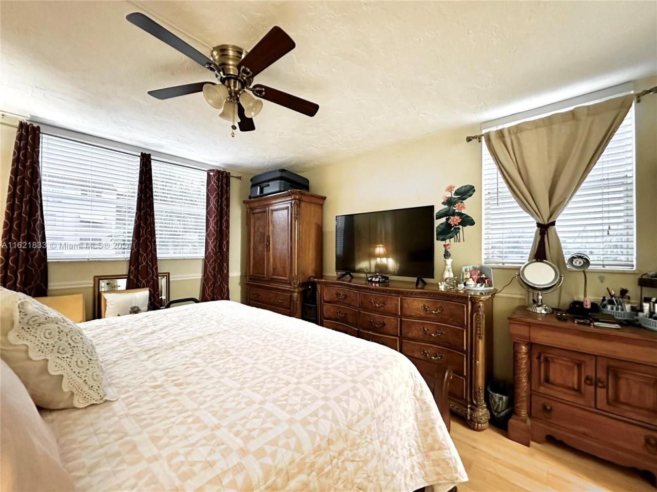 2831 Somerset Dr, Unit 206, Lauderdale Lakes, FL 33311 Photo