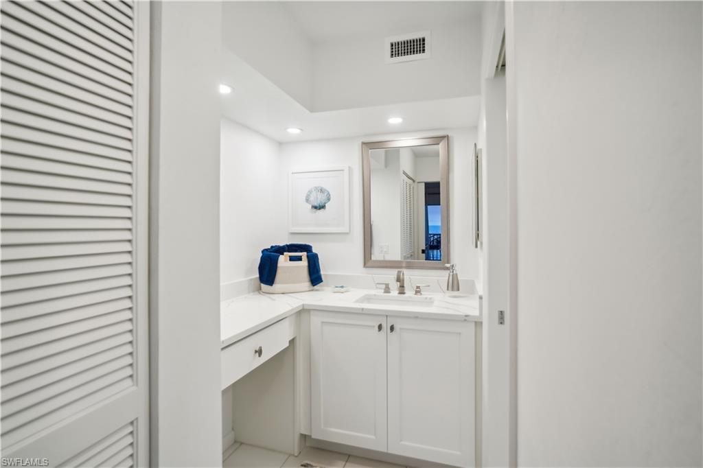 25900 Hickory Blvd, Unit 605, Bonita Springs, FL 34134 Photo