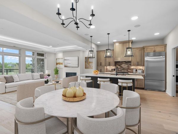 1 Hill Farm Road, Unit 205, North Oaks, MN 55127