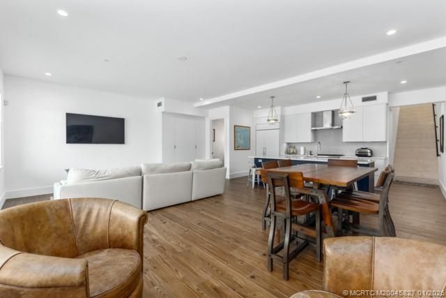 53 SE Seminole Street, Unit 2B, Stuart, FL 34994 Photo