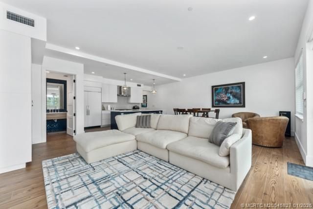 53 SE Seminole Street, Unit 2B, Stuart, FL 34994 Photo