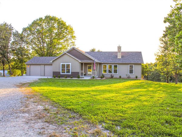 2215 NE 251 Road, Osceola, MO 64776