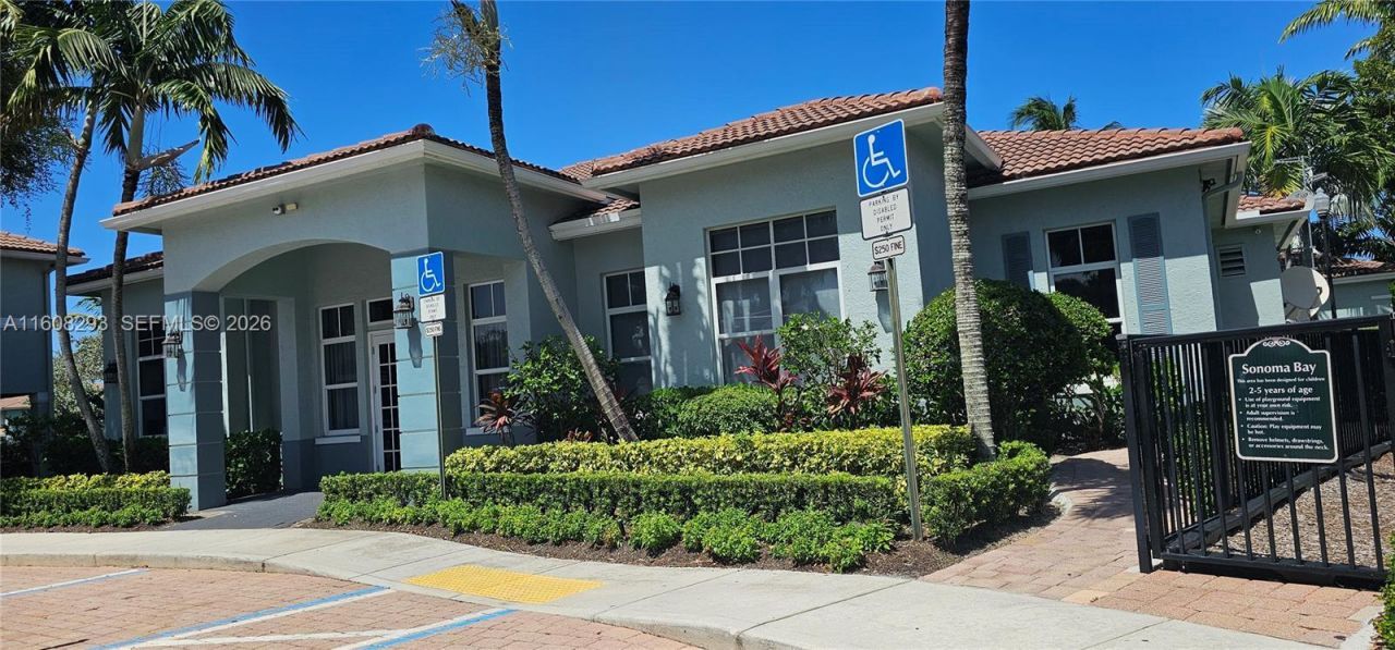 3556 Oleander Ter, Unit 3556, Riviera Beach, FL 33404 Photo