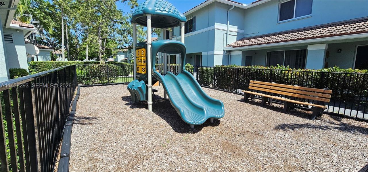 3556 Oleander Ter, Unit 3556, Riviera Beach, FL 33404 Photo