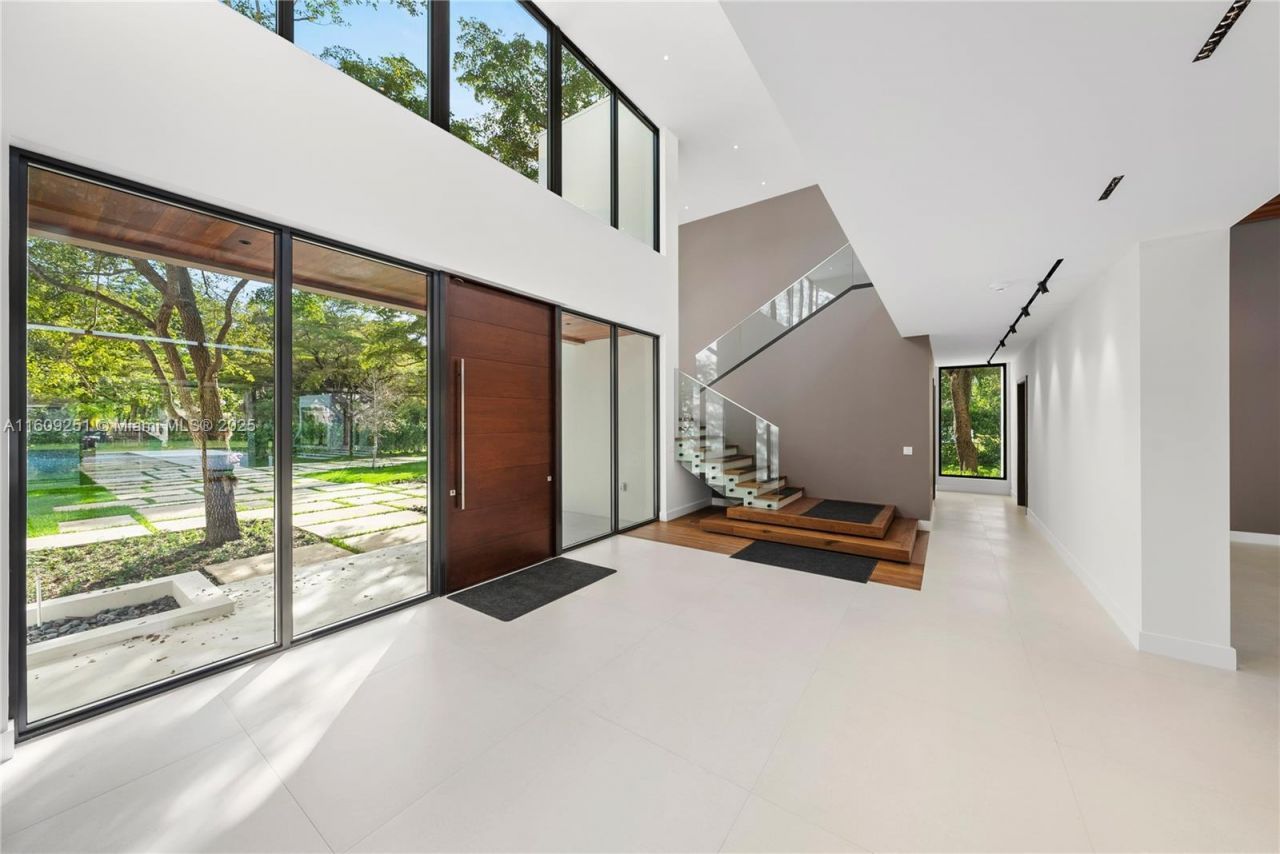 6675 SW 96th St, Pinecrest, FL 33156 Photo