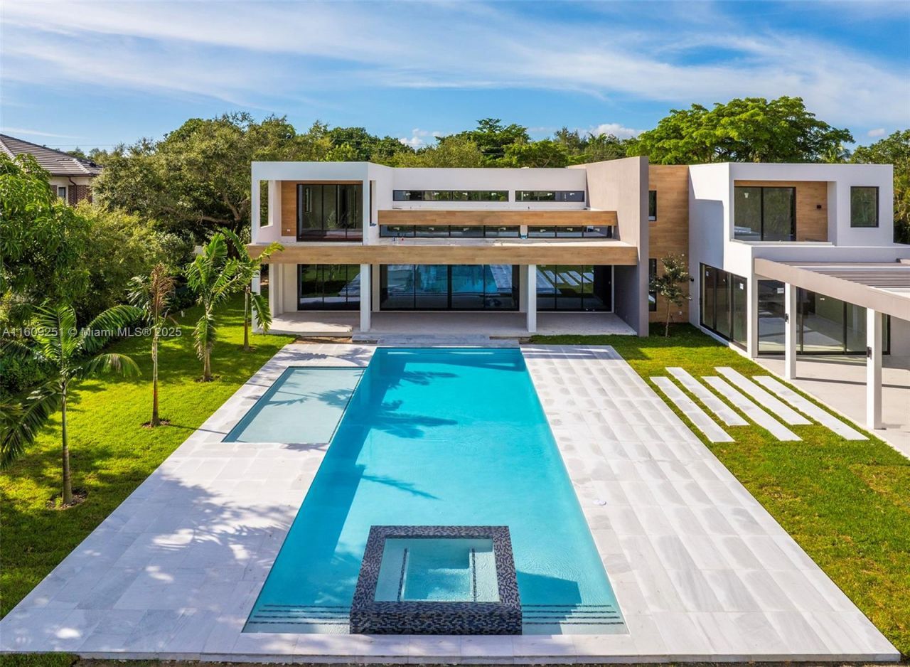 6675 SW 96th St, Pinecrest, FL 33156 Photo