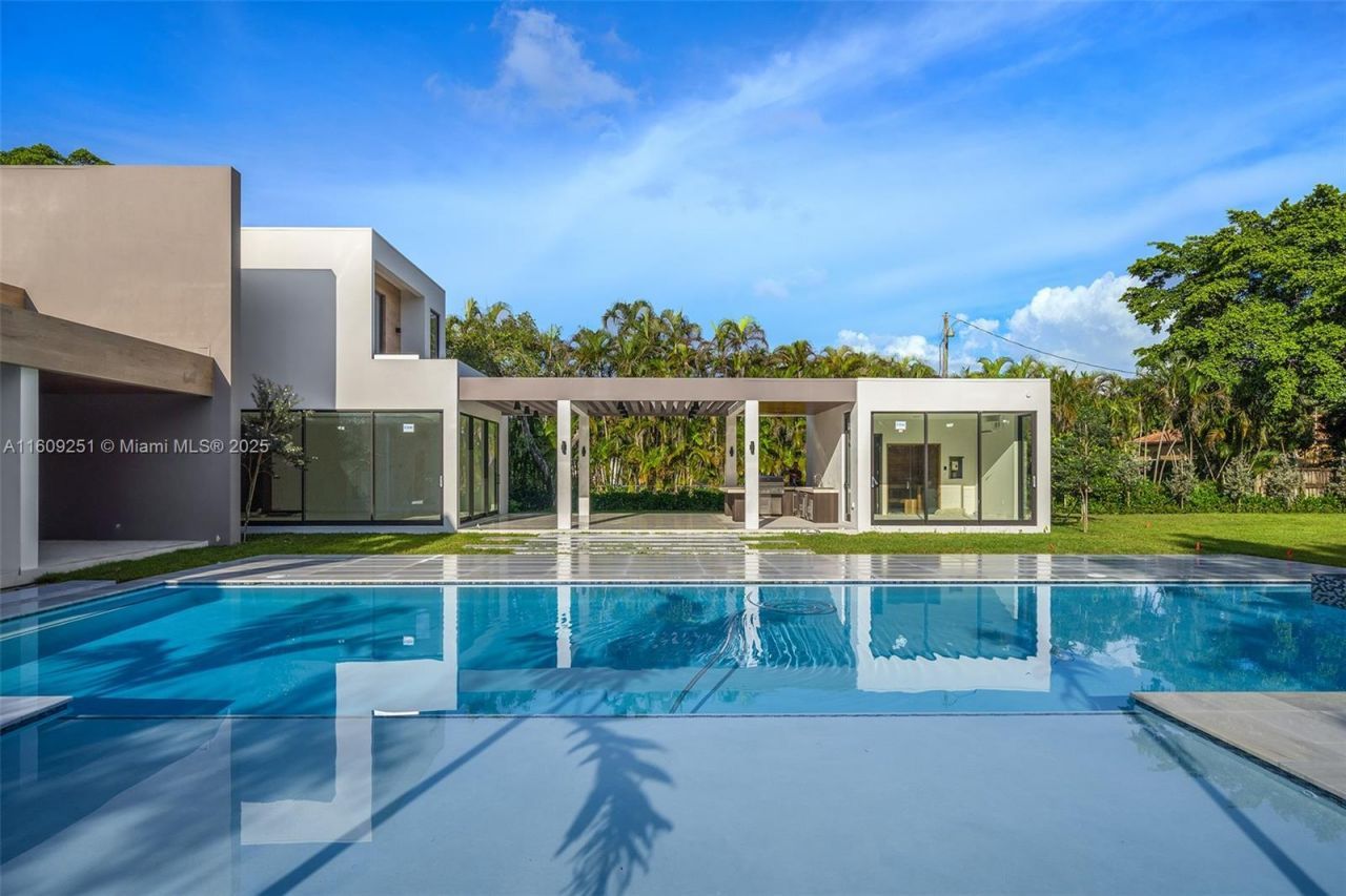 6675 SW 96th St, Pinecrest, FL 33156 Photo