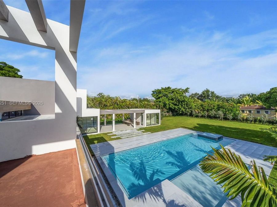 Property Image 51
