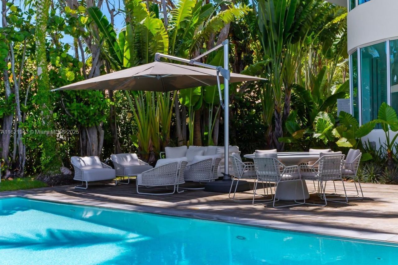 161 Cape Florida Dr, Key Biscayne, FL 33149 Photo