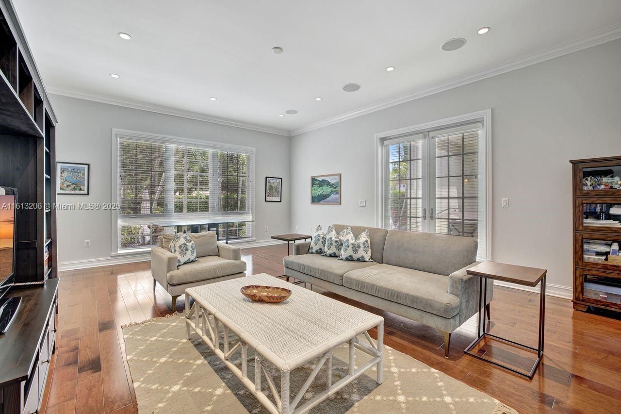 797 Ridgewood Rd, Key Biscayne, FL 33149 Photo