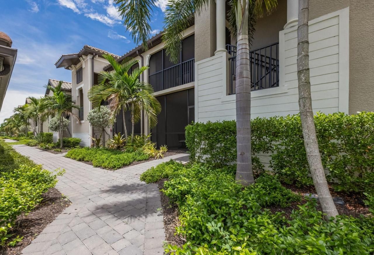 5721 Palmer Circle, Unit 103, Bradenton, FL 34211 Photo