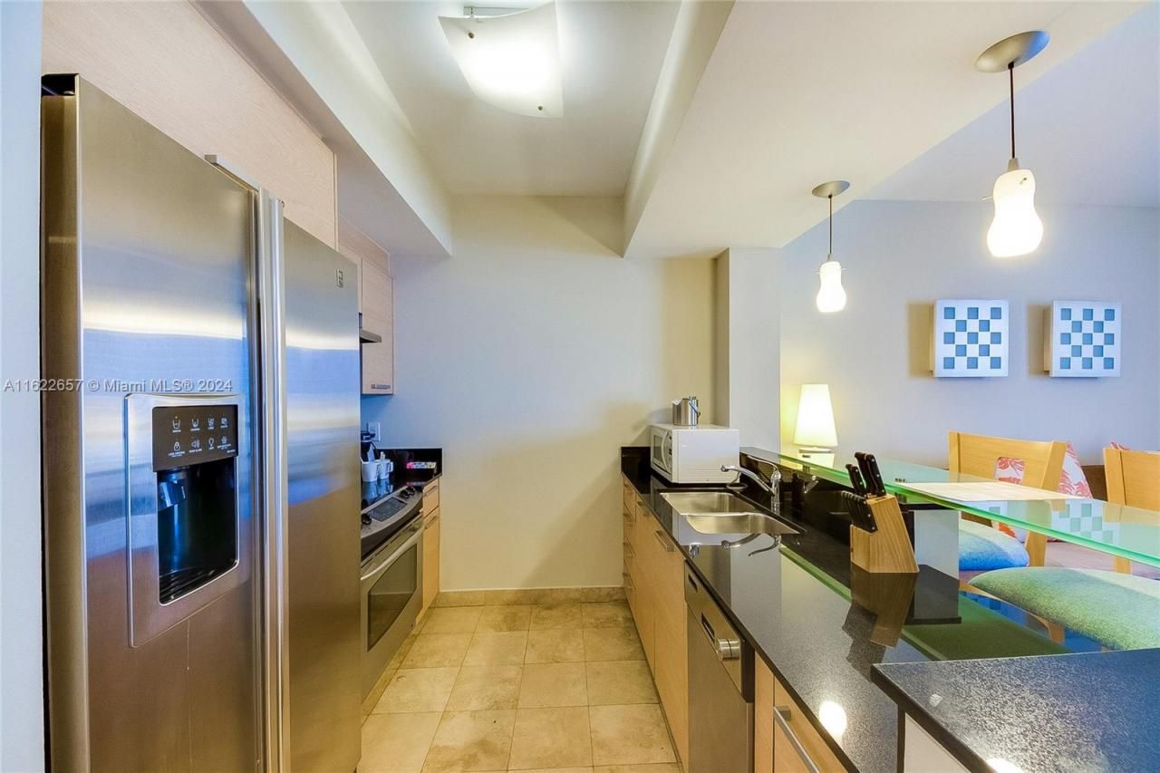 18683 Collins Ave, Unit 503, Sunny Isles Beach, FL 33160 Photo