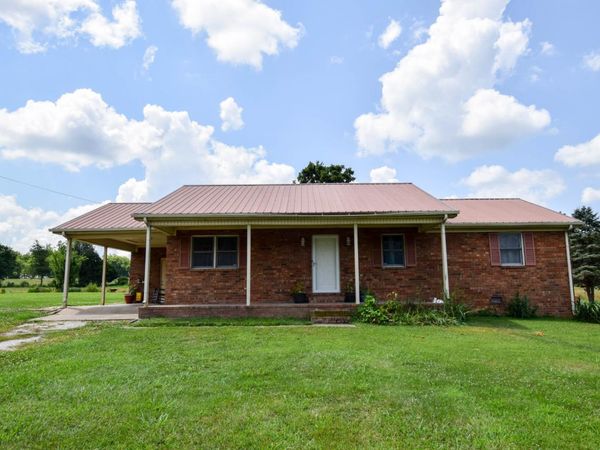 135 Old Hwy 52W, Portland, TN 37148