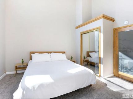 227 S Benjamin Drive, Unit B, Stateline, NV 89449 Photo