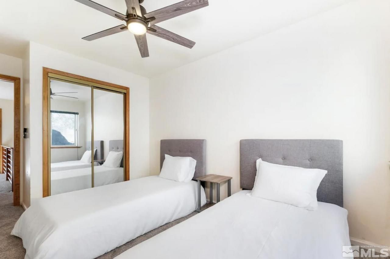 227 S Benjamin Drive, Unit B, Stateline, NV 89449 Photo