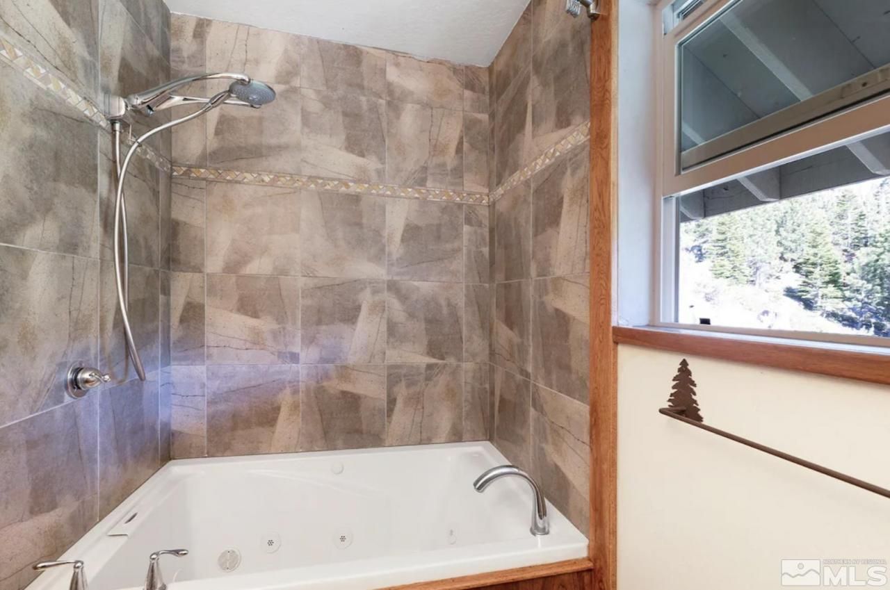 227 S Benjamin Drive, Unit B, Stateline, NV 89449 Photo